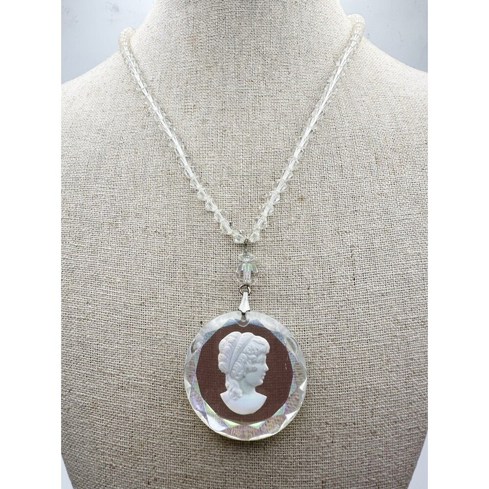 Vintage Crystal Glass Intaglio Cameo bead necklace 17”